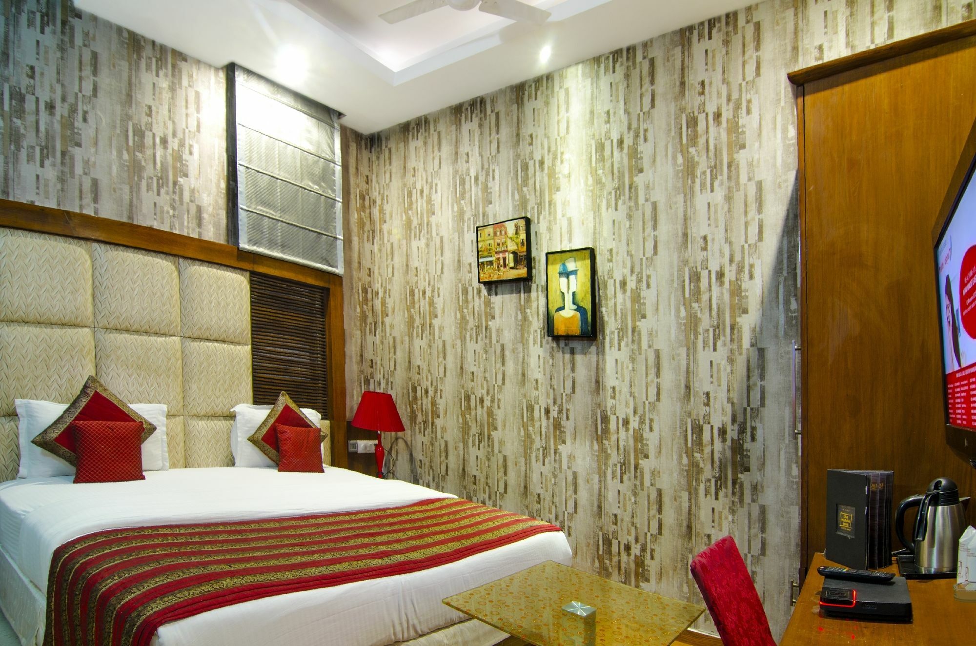 Hotel Omega Residency Nuova Delhi Esterno foto