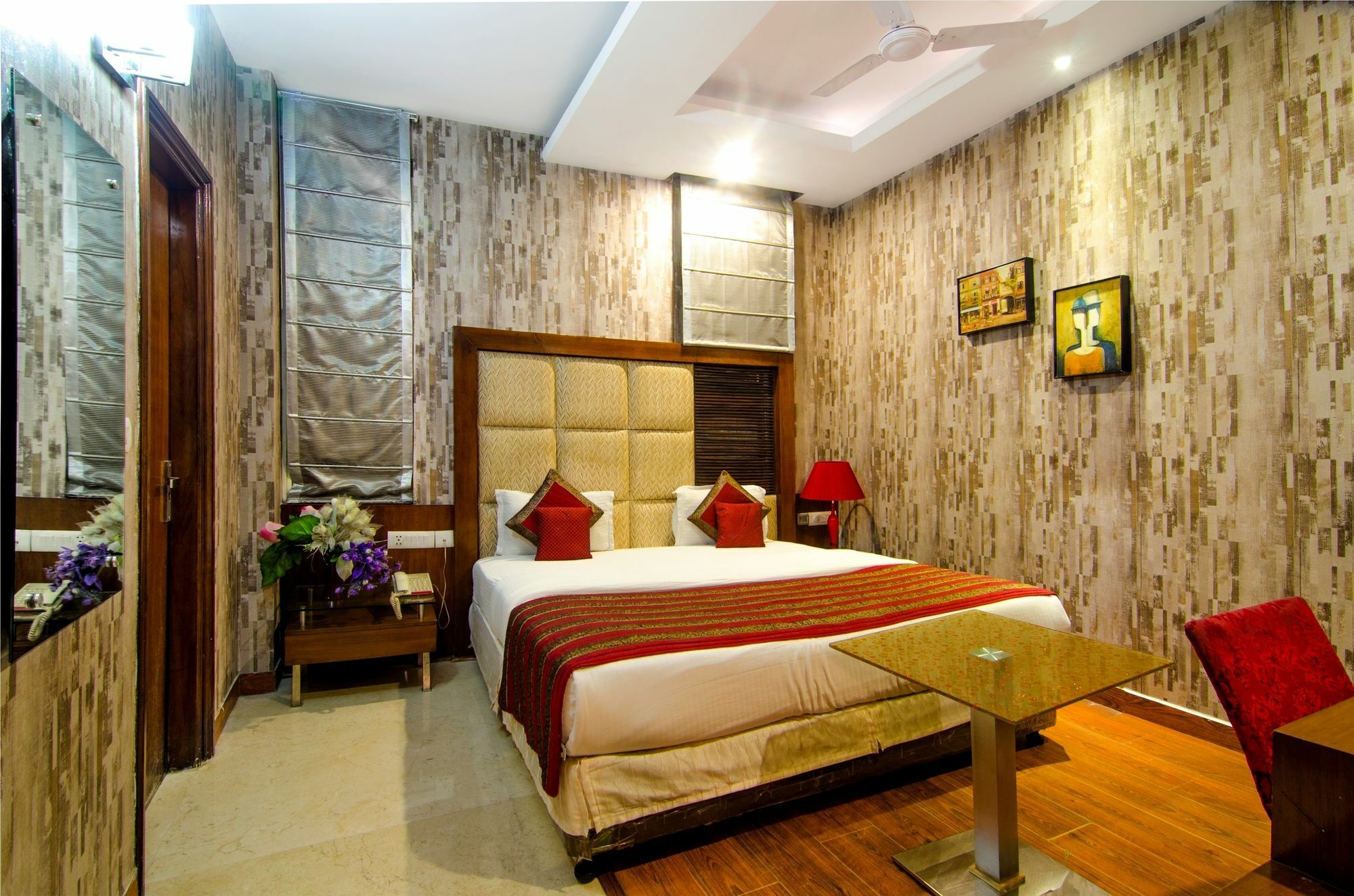 Hotel Omega Residency Nuova Delhi Esterno foto